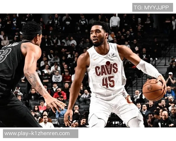 篮网与快船首发阵容对决分析及比赛前瞻